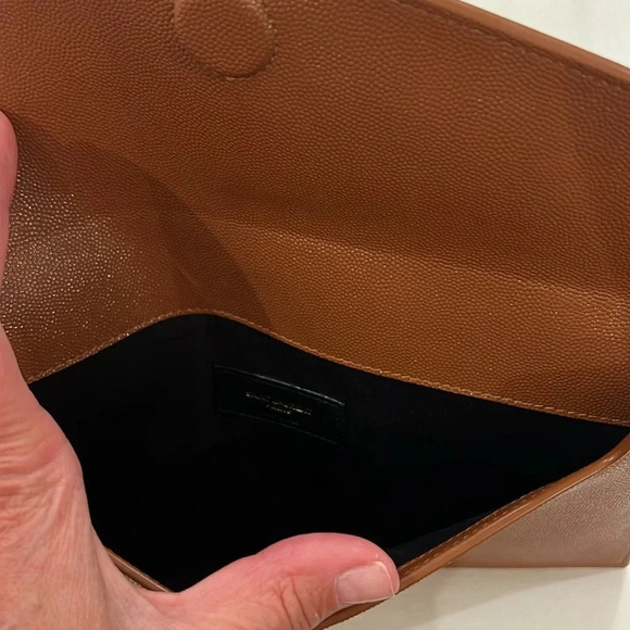 Saint Laurent Uptown Clutch Color Brick sold out color!!!! Worn 1x sold out!!!! - Picture 4 of 8